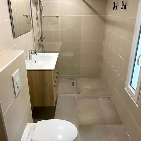 Apartman A Decouvrir : Studio A 3km D'avignon Les Angles (Gard)